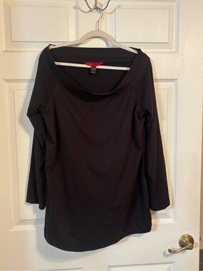 Women’s Black Off The Shoulder Long-Sleeve Top